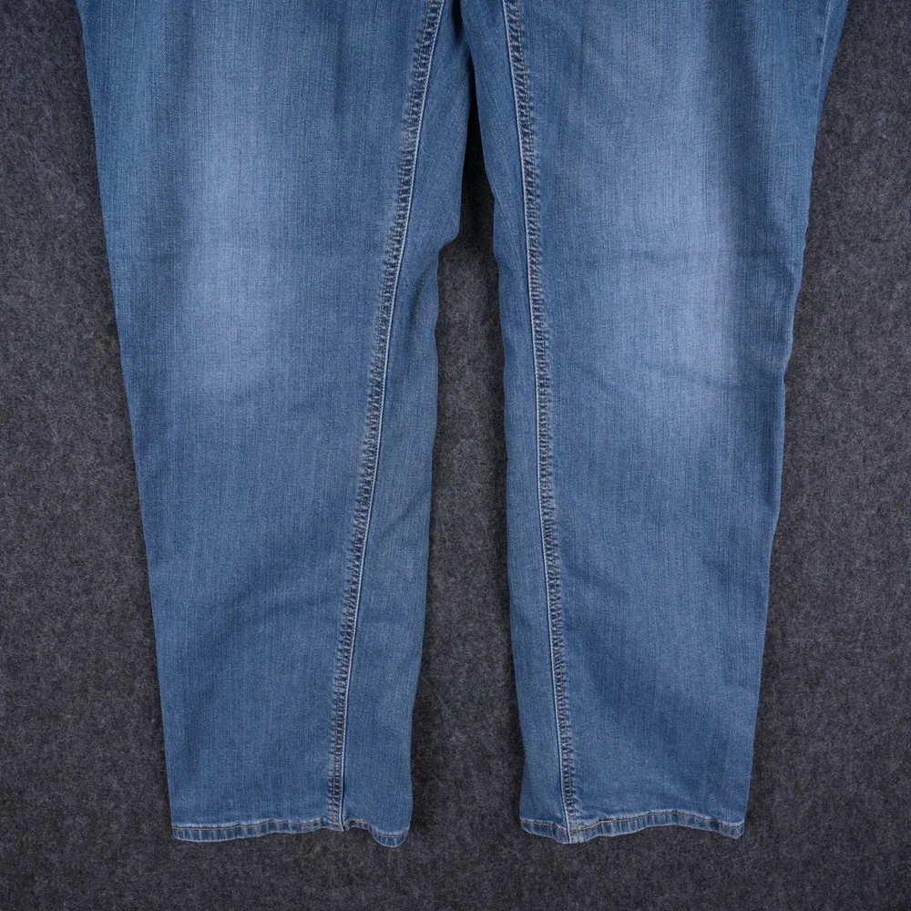 Levi's 541 Athletic Taper Blue Jeans Mens 42x32 Excellent Medium Wash Denim